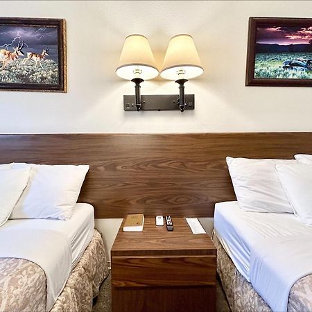 וולף פוינט Homestead Inn מראה חיצוני תמונה