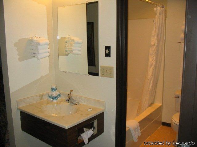וולף פוינט Homestead Inn חדר תמונה